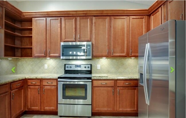 Building Photo - 9224 Edgemont Ln