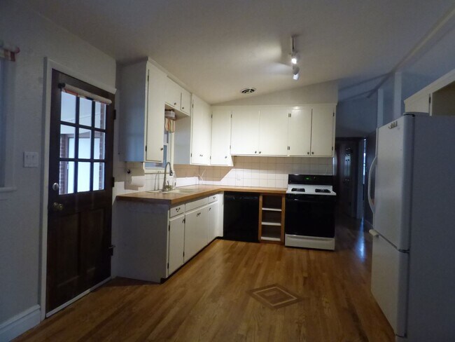 Foto del edificio - Perfect 2 Bedroom House