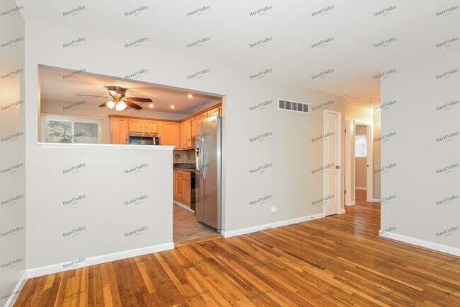 Foto del edificio - 1145 Boone St