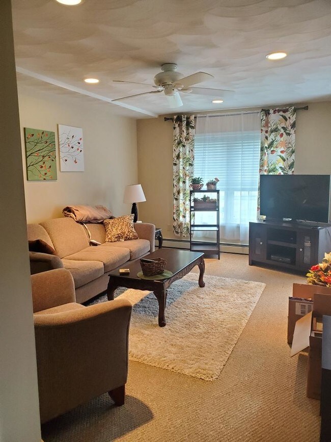 197 Utica St, Clinton, NY 13323 Townhome Rentals in Clinton NY