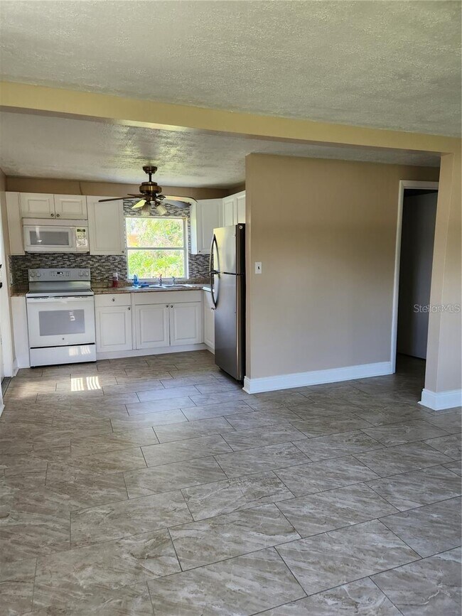 Foto del edificio - 1727 Taylor Rd