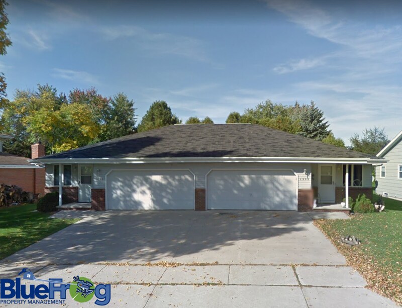 13281334 Honeysuckle Ln, Neenah, WI 54956 Condo for Rent in Neenah