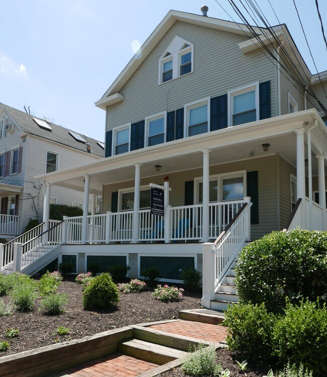 Foto del edificio - 86 Washington St