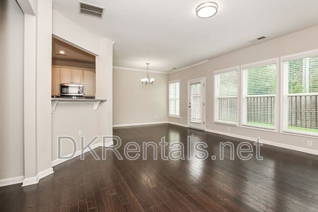 Building Photo - 1216 Foxcroft Ln