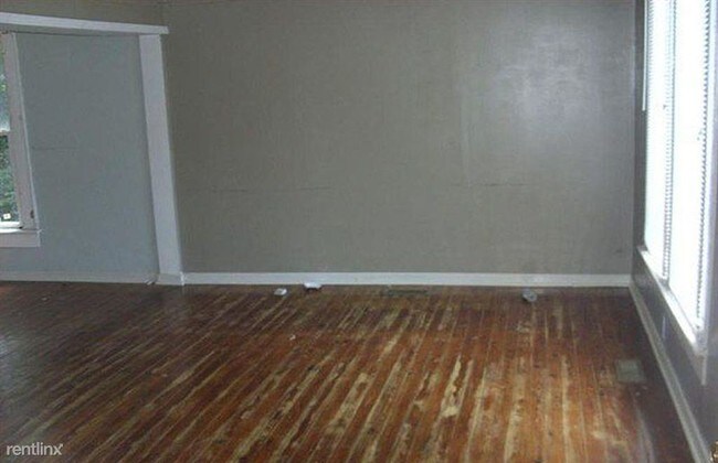 Building Photo - 4 br, 2 bath House - 3156 Harris Dr,