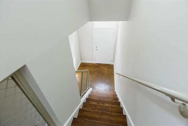 Building Photo - 1354 Peter Haughton Way NW