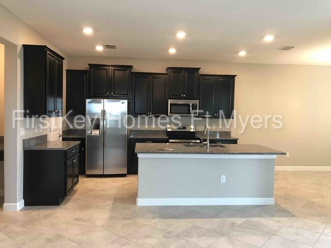 Building Photo - 9801 Ivory Drive