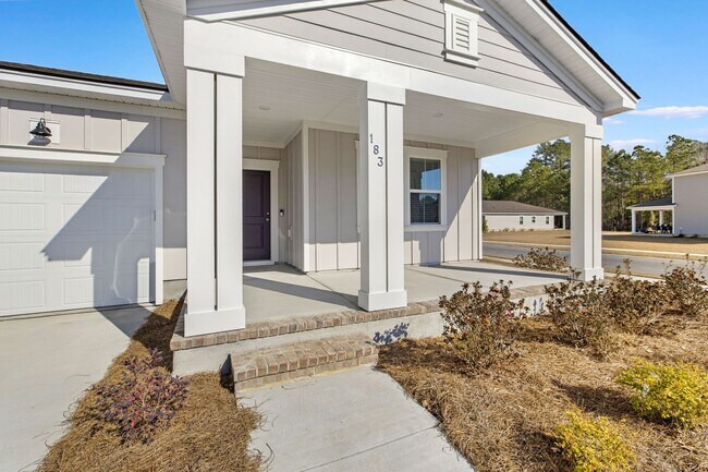 Foto del edificio - Brand New Home! Available Now!