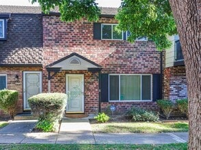 Building Photo - 1484 Carnot Dr