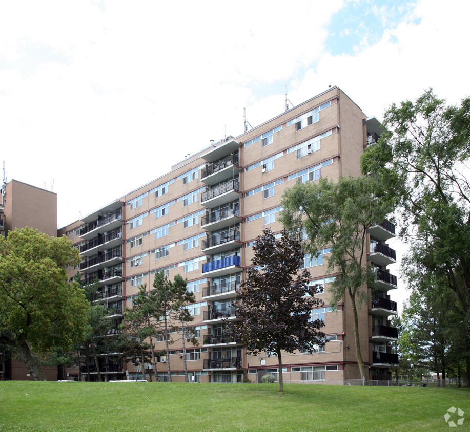 Primary Photo - Tandridge Crescent II