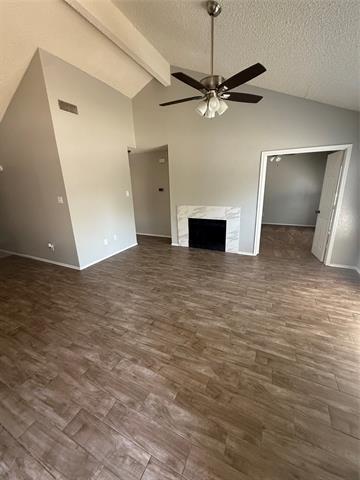 Foto del edificio - 763 Little Creek Dr
