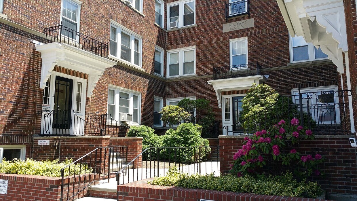 107111 Medway Street Apartment for Rent in Providence, RI