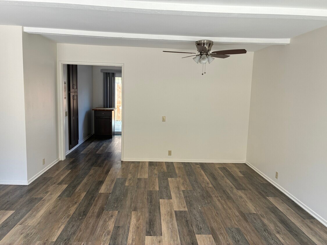 Foto principal - 457 Whitman St