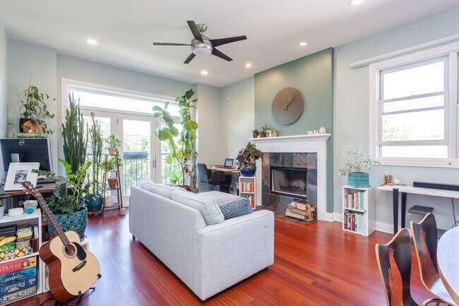 Foto del edificio - 1831 N Fairfield Ave