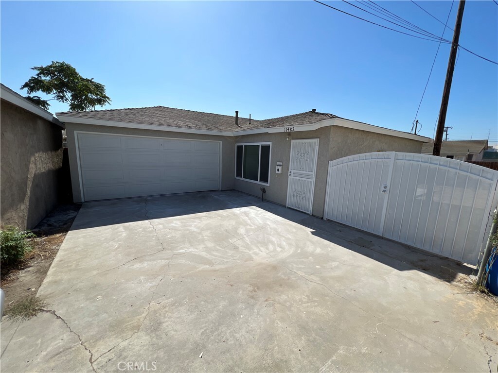 Foto principal - 11482 Burke St
