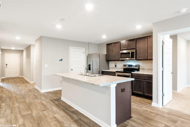 Foto del edificio - 7944 Pickwick Dr.