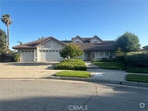 Building Photo - 9545 Alta Loma Dr