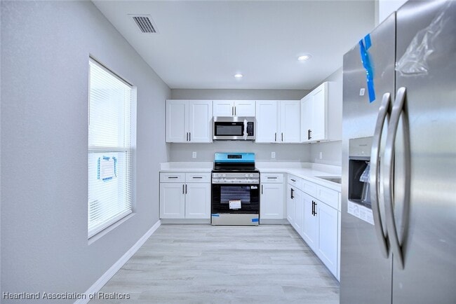 Building Photo - 295 Lincoln Rd NE