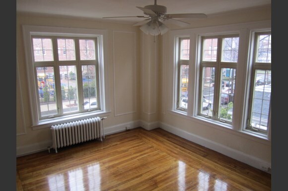 Foto del edificio - 1447 Chapel St