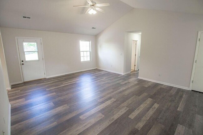 Foto del edificio - 1603 E Smiley Ln