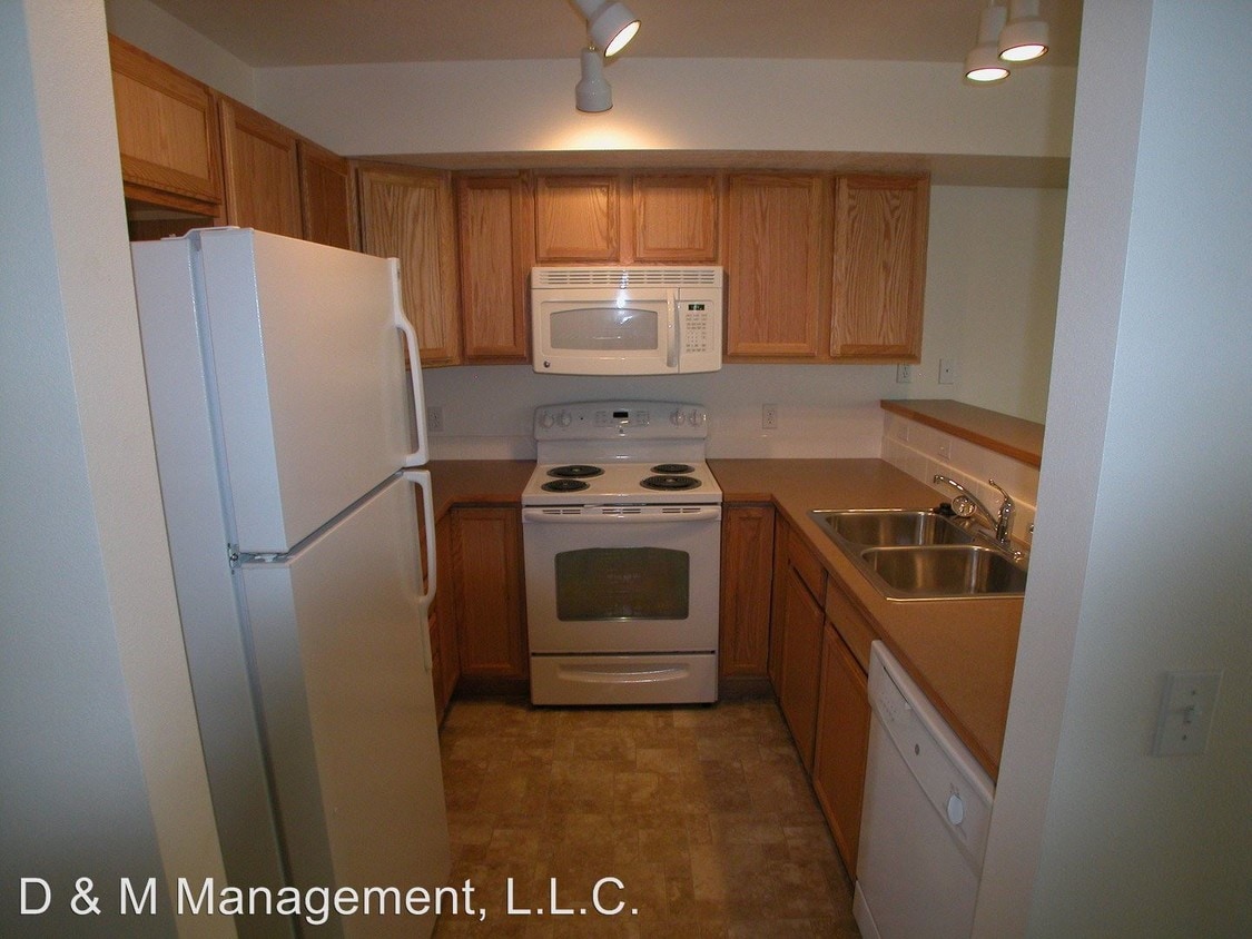 Building Photo - 598 Hydra Pl