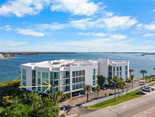Foto del edificio - 1375 Beach Rd