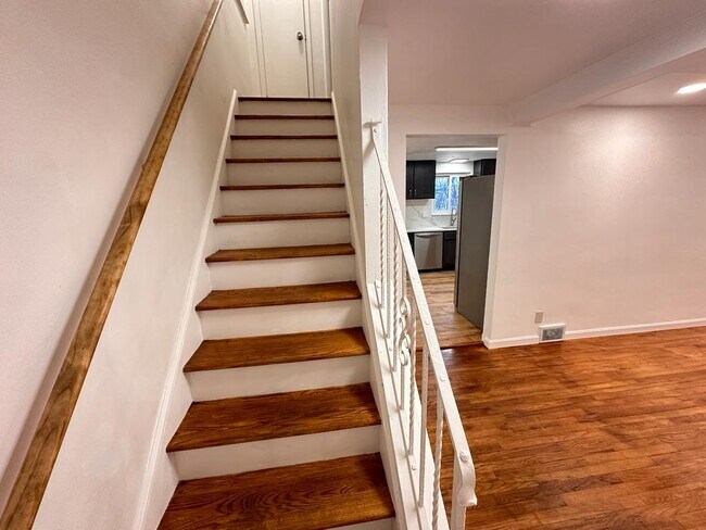 Foto del edificio - 112 Westminster Dr