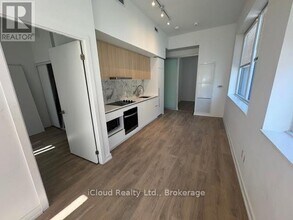 Building Photo - 1100 Sheppard Ave W