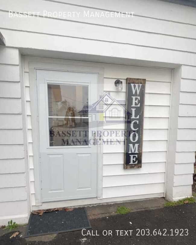 Foto del edificio - 2 Clark Ave