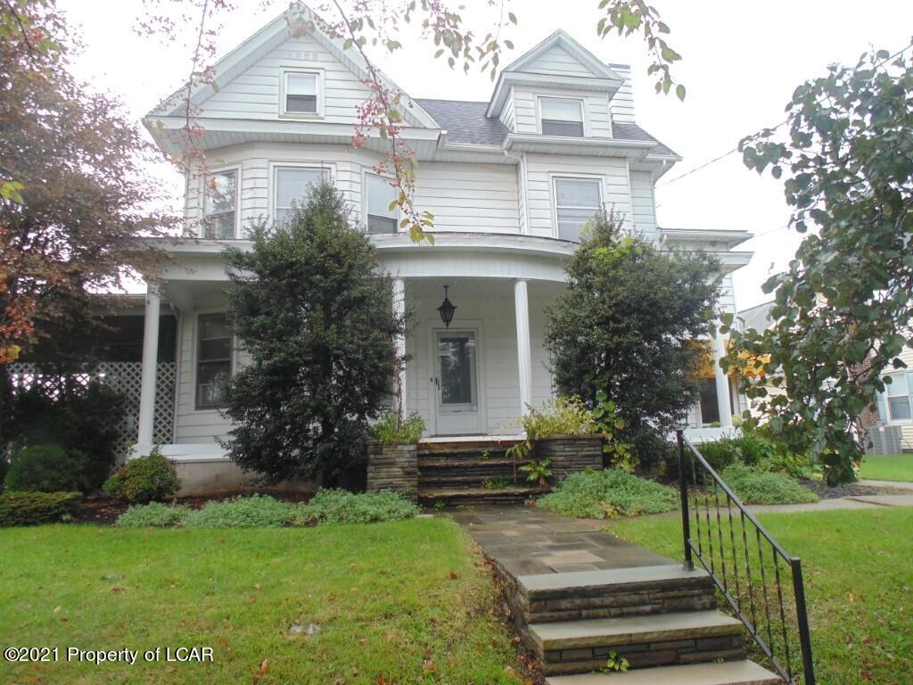 Primary Photo - 34 W 8th St