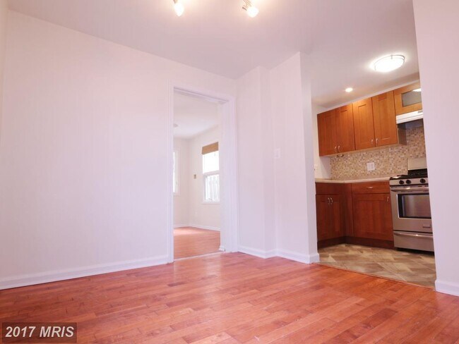 Kitchen/Dining/Sunroom area - 3723 Kemper Rd
