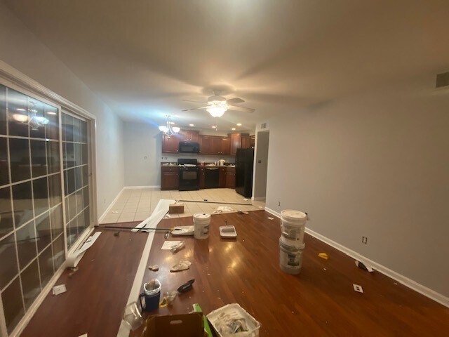 Kitchen - 737 N Hite Ave