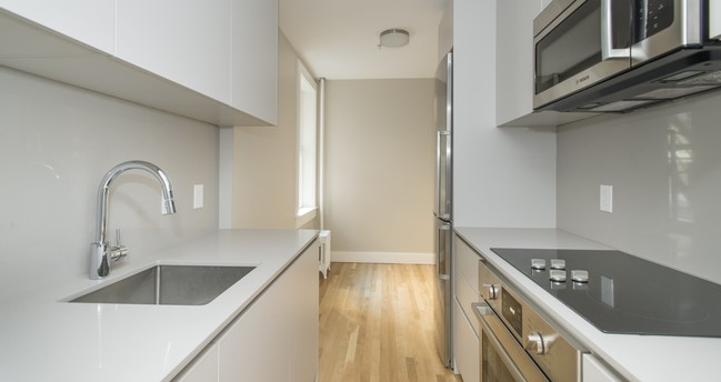 Photo - 286 & 288 Chestnut Hill Avenue Apartments