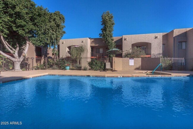 Foto del edificio - 12231 N 19th St