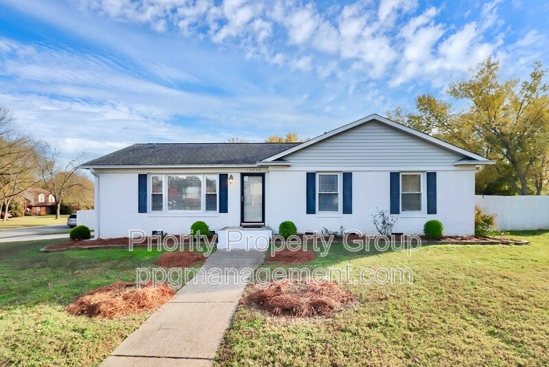 Foto principal - 12024 Antebellum Dr