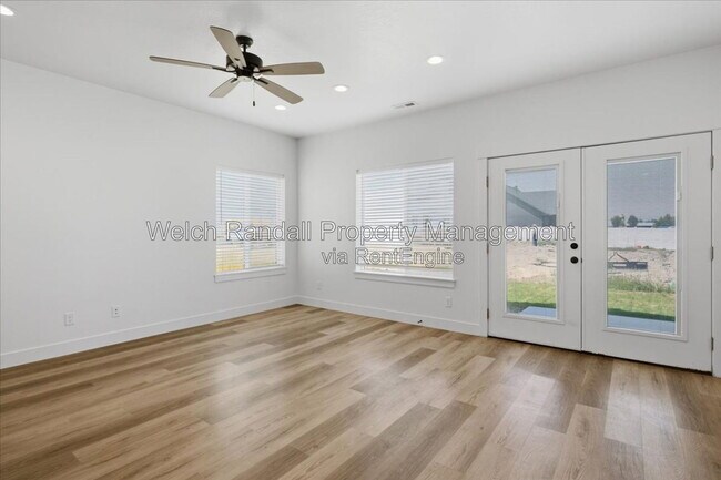 Foto del edificio - 1377 E 1230 S