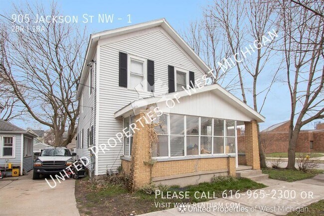 Foto del edificio - 905 Jackson St NW