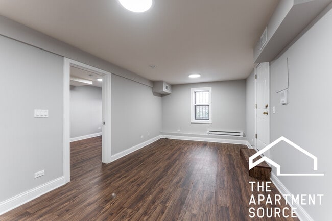Foto del edificio - 5746 N Winthrop Ave