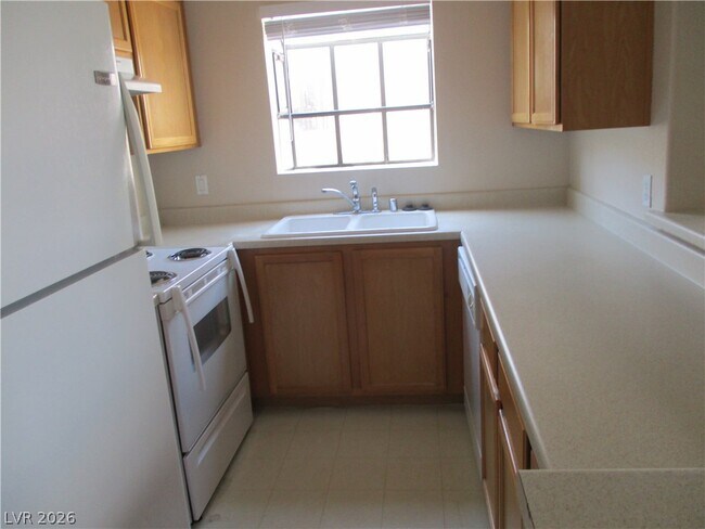 Building Photo - 2967 Juniper Hills Blvd