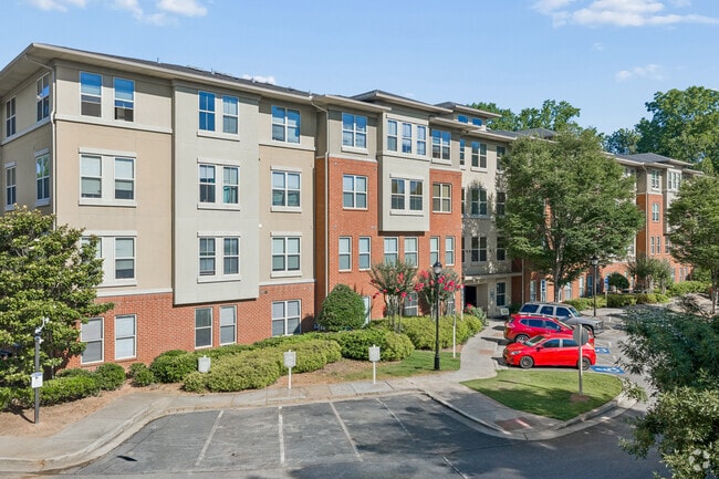 Building Photo - Candler Forrest Apartments