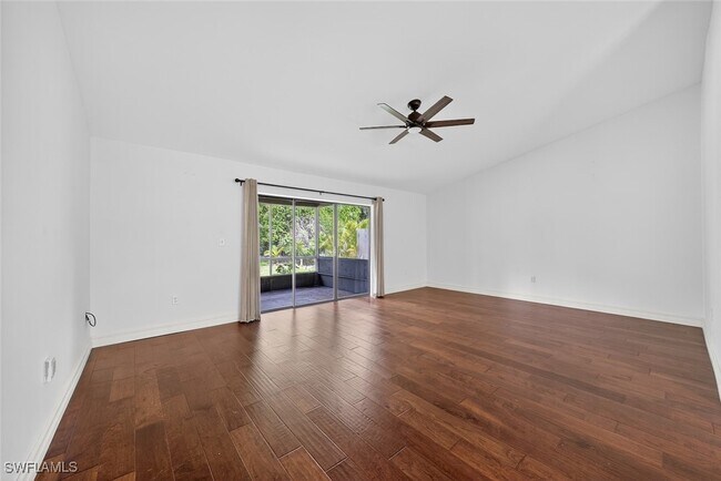 Foto del edificio - 13240 Tall Pine Cir