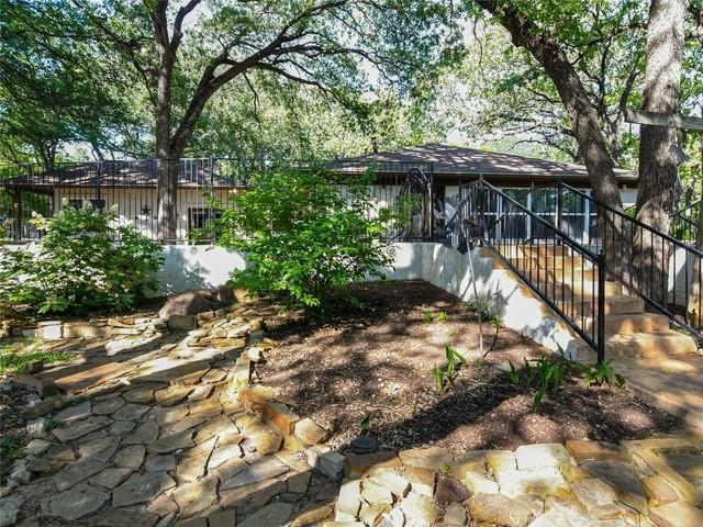 Foto del edificio - 2220 Timber Creek Trail