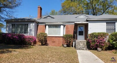 Building Photo - 1285 Sylvian Dr