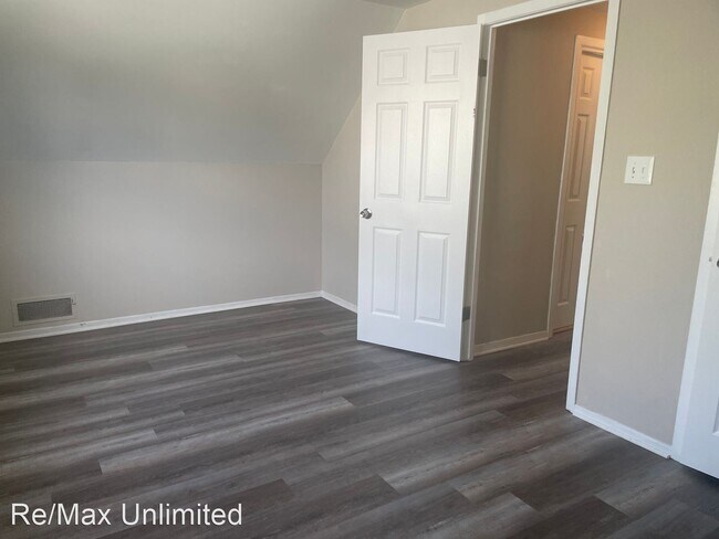 Building Photo - 4 br, 2 bath House - 48 Hadley Lane