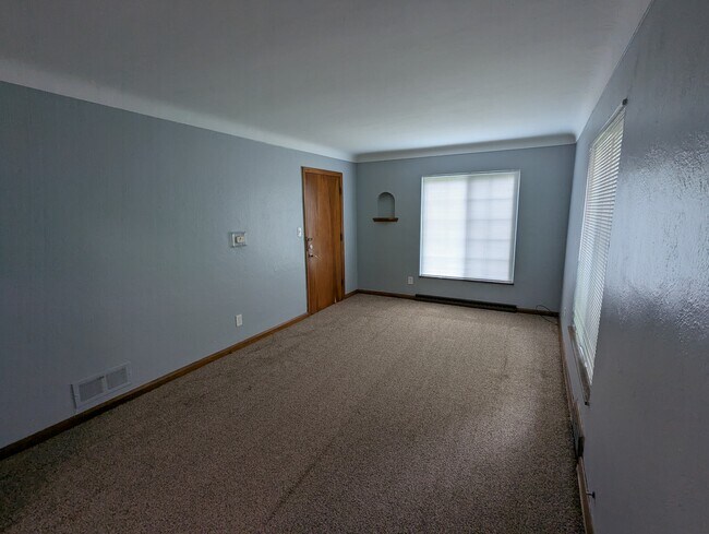 Foto del edificio - 3805 Torrance Dr
