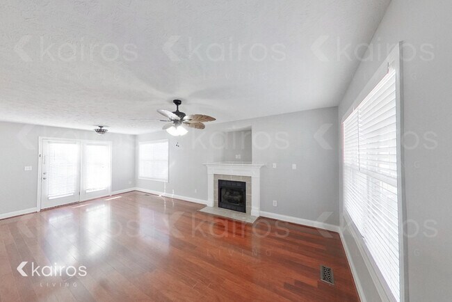 Building Photo - 1612 Silver Ridge Ct