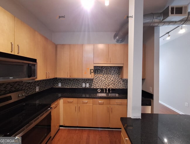 Building Photo - 5300 Peachtree Rd