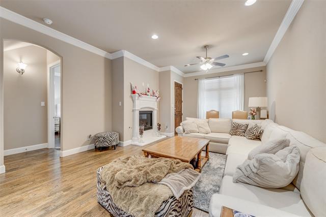 Building Photo - 818 Milton Way