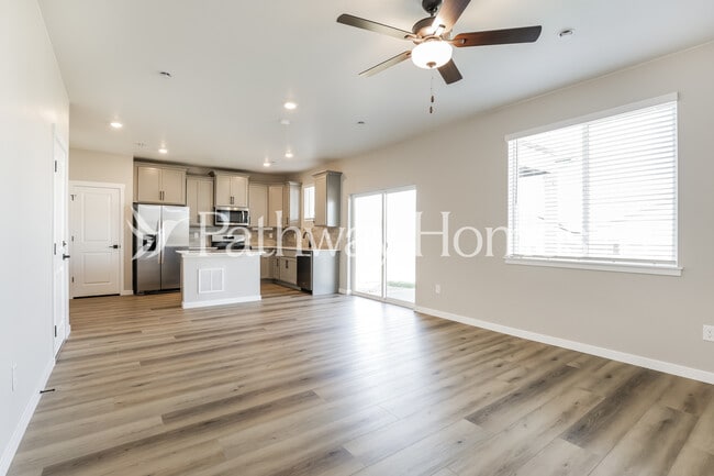 Foto del edificio - 17913 E 94th Pl