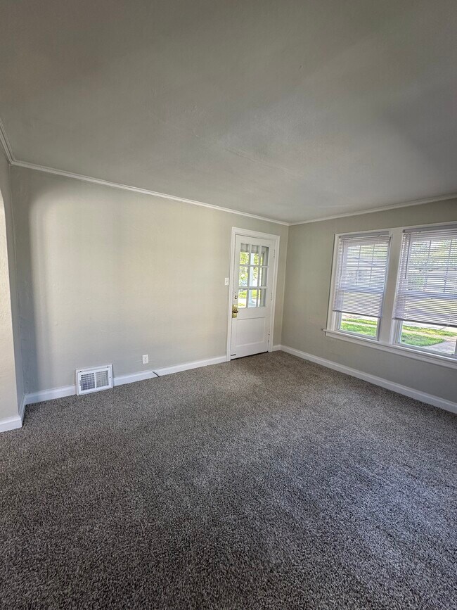 Living Room - 7621 Weaver Ave